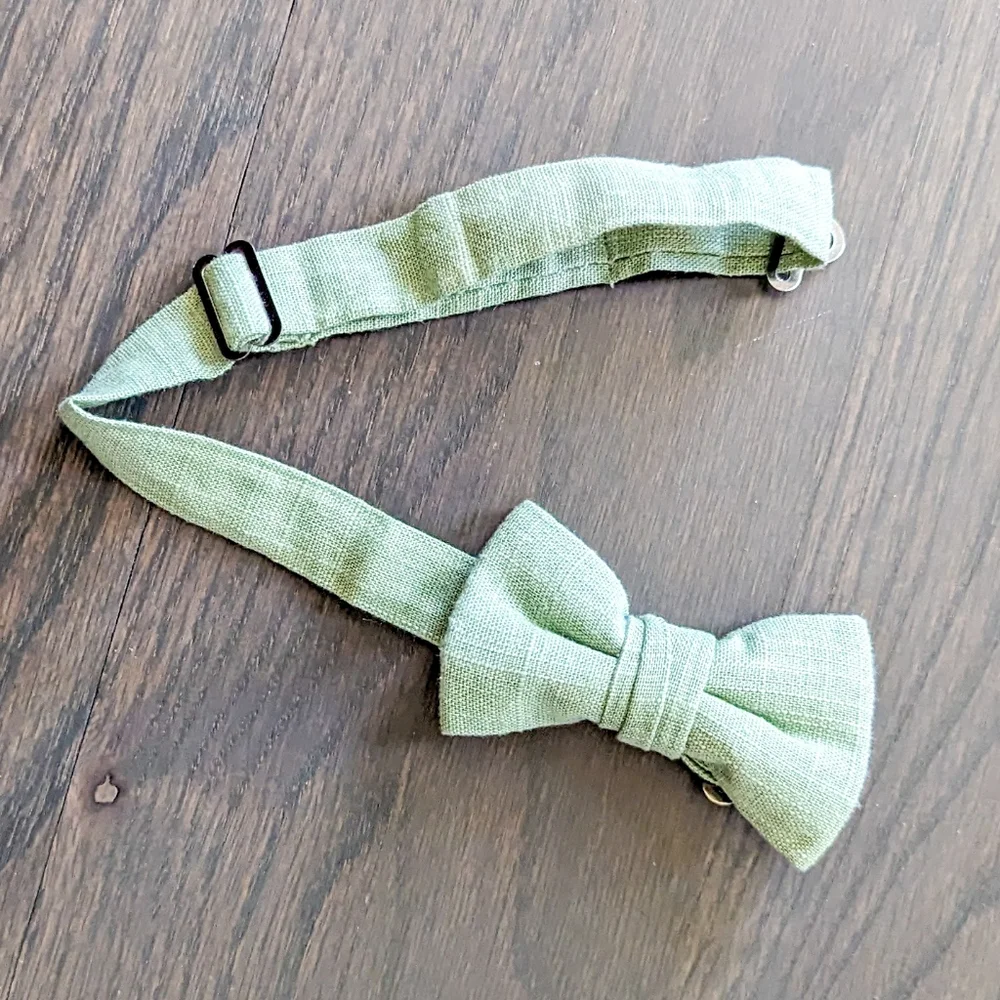 Spring Notion Boys' Linen Blend Bow Tie, Small